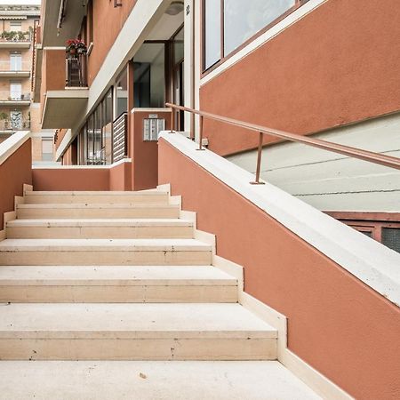 Apartamento Via Corfu Cozy Nest Verona Exterior foto